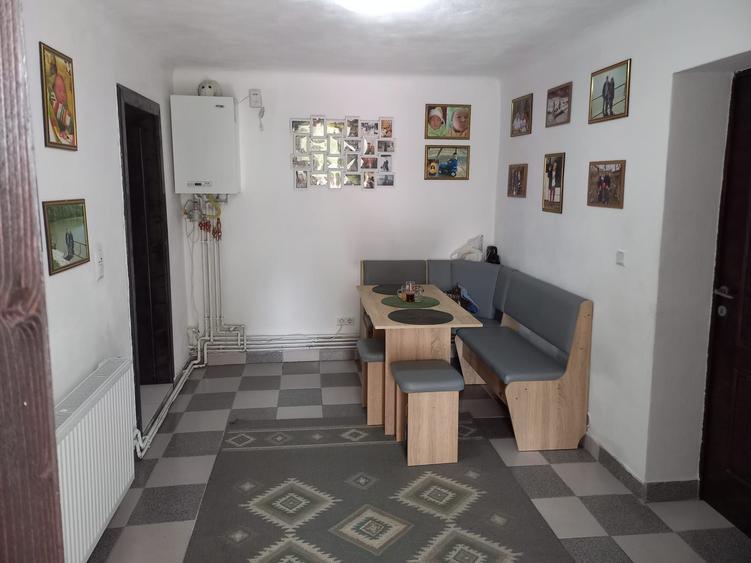 Casă cu 3 camere în Păuca