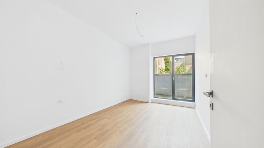 Apartament 2 Camere Spațios | Curte Privată | Metrou Basarab - 5