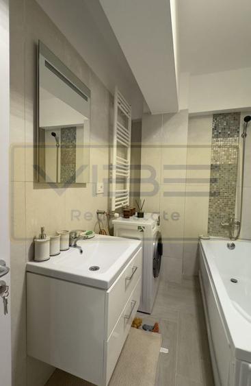 Apartament cu 2 camere decomandat, mobilat în Central