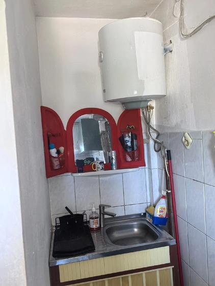Garsonieră decomandată în Central