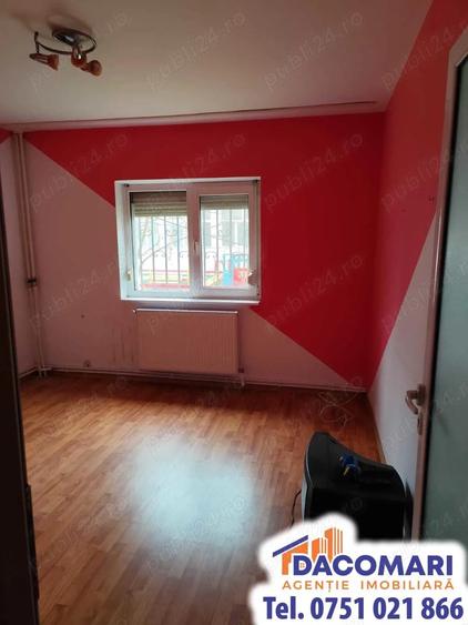 Apartament cu 4 camere decomandat în Dunărea
