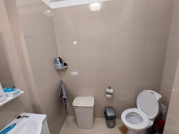 Apartament cu 3 camere decomandat, mobilat în Păcurari