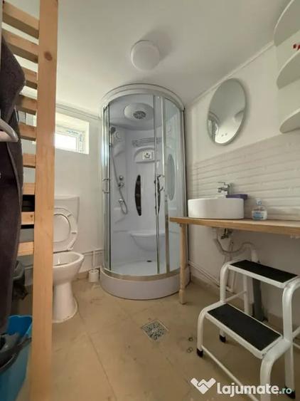 Casă cu 2 camere cu Teren 160 Mp în Păcii