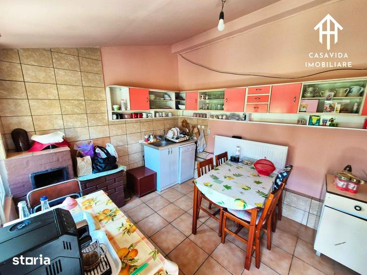 Casă cu 5 camere cu Teren 4400 Mp în Boldur