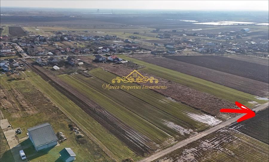 Teren Construcții intravilan de 10000 mp, în Ulmi