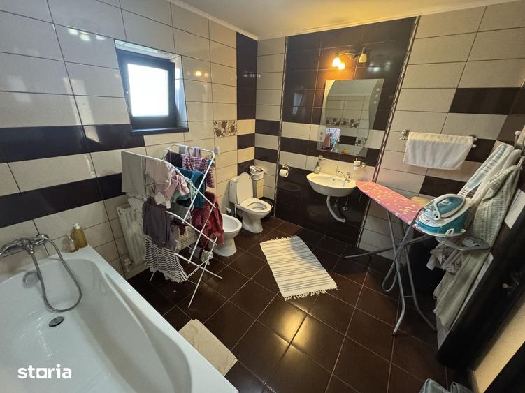 Casă cu 4 camere cu Teren 706 Mp în Ciurea