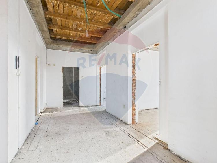 Vila S+P+2+M, 15 camere, ideala pentru investitie - Ștefan cel Mare - 6