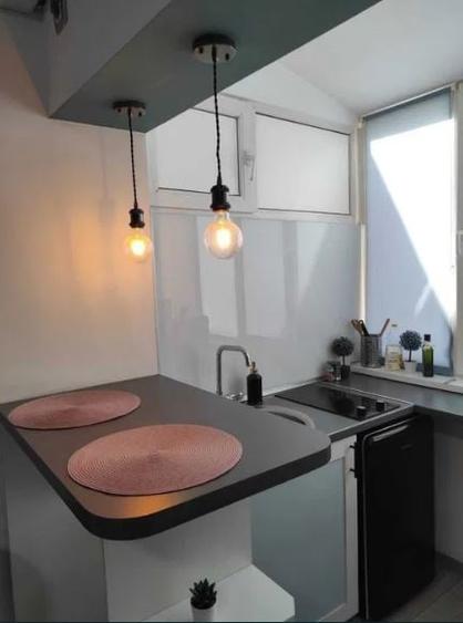 Piata Rosetti, METROU UNIVERSITATE,et 5/8, mobilat, utilat,CENTRALA PROPRIE,AC - 5