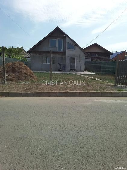 Vand schimb cu apartament Vand schimb cu apartament