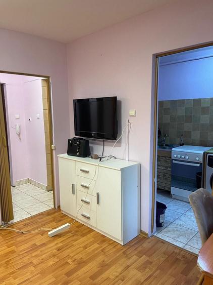 Proprietar inchiriez garsoniera Bucuresti sectorul 4 zona Secuilor - 5