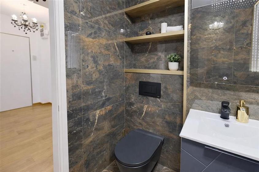 Central, calibrat estetic, smart lock, areal apreciat, Brasov - 7