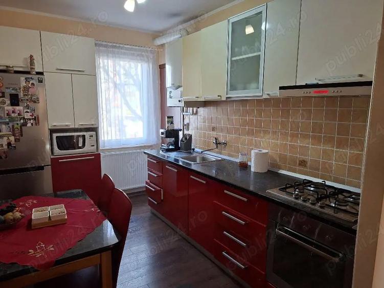 Vand apartament cu 3 camere in Tudor,strada Livezeni. - 4