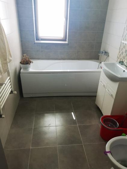 3 camere, locuit/spatiu, Teilor, bloc nou, parter, loc parcare - 12