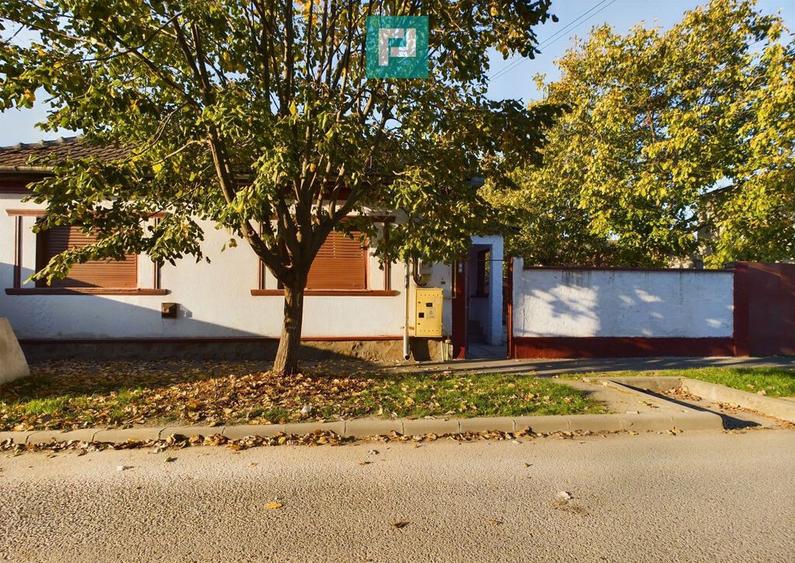 Casa cu 4 camere de vanzare in Sega - 6