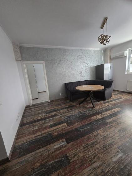 Vand apartament 3 camere - 9