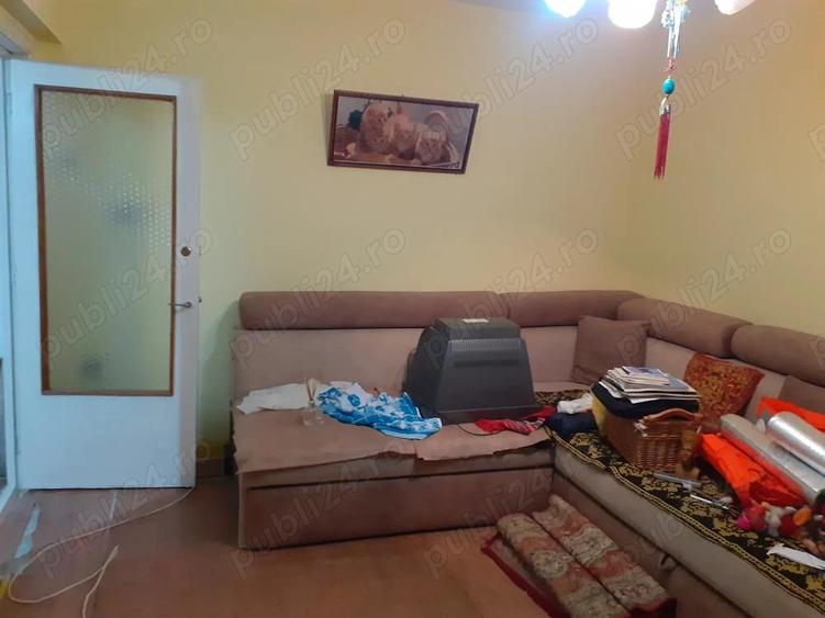 Vanzare Apart.1 cam. cf.1 dec., et. 4 din 8 cu lift, supr.utila 37.mp., zona Bariera-Calarasilor - 1