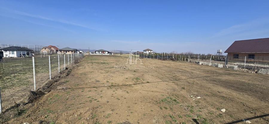 Teren 1 250 Mp De Vanzare, Sângeorgiu de Mureș Strada Matei Corvin! - 9