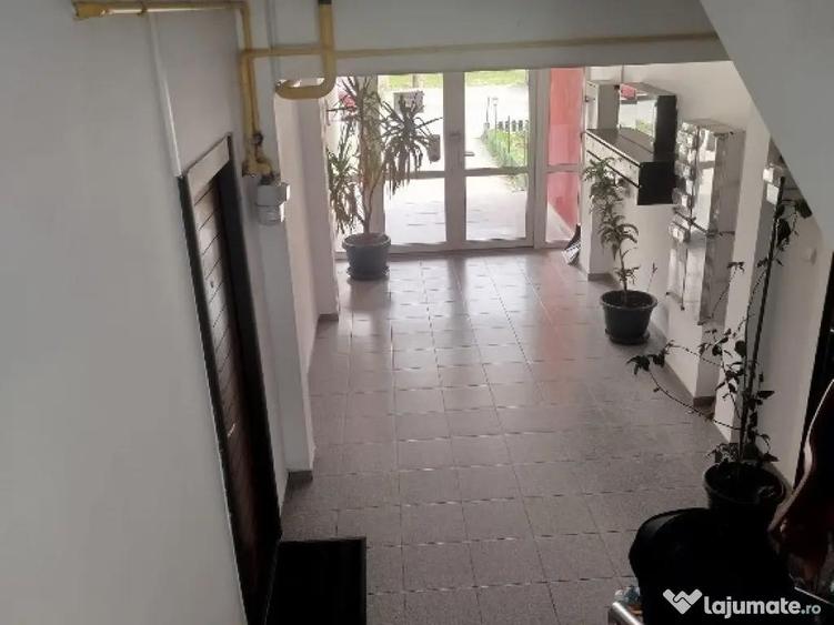 Garsoniera, tip studio - zona Sanpetru - 11