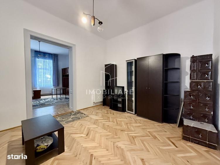 Apartament cu 4 camere în Gruia