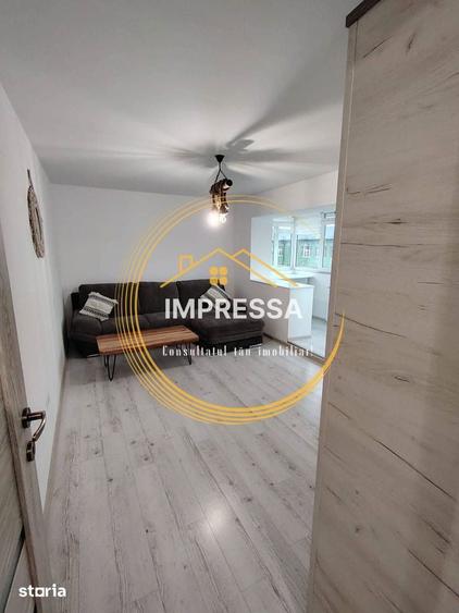 Se vinde apartament 2 camere decomandat langa scoala Miron Costin - 10