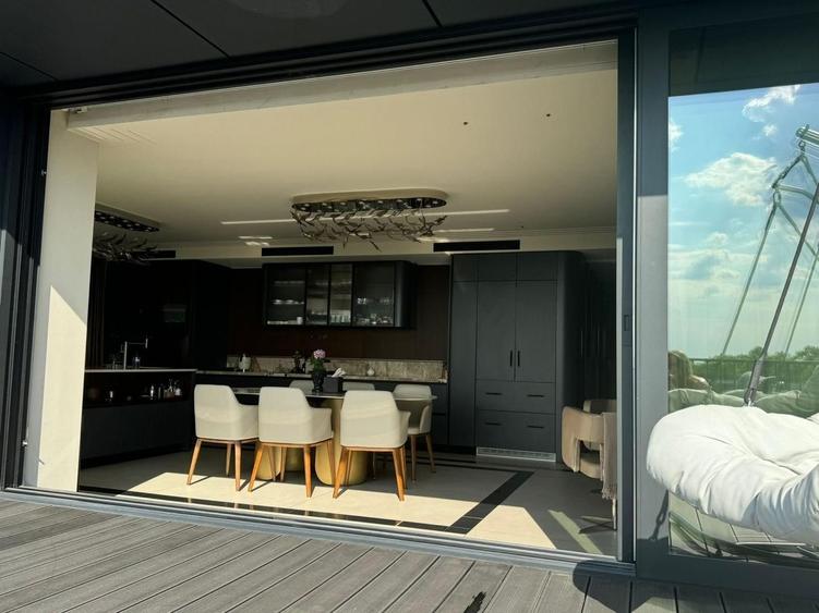 Penthouse spectaculos 230 mp | Terasa 53 mp - 8