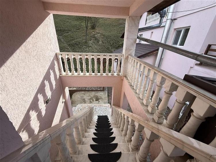 Ghimes- Faget- Pensiune de vanzare- afacere la cheie! - 36