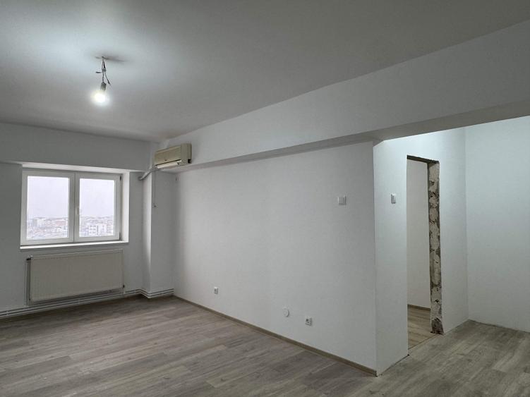 2 cam, 52 mp, ultracentral - UNION, etaj 7, cu lift, renovat - 3