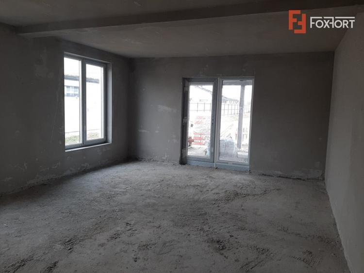 Duplex cu 5 camere si teren de 392 mp - Giarmata Vii - 1