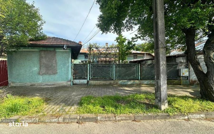 Casa de vanzare , in zona centrala , orasul Giurgiu - 1