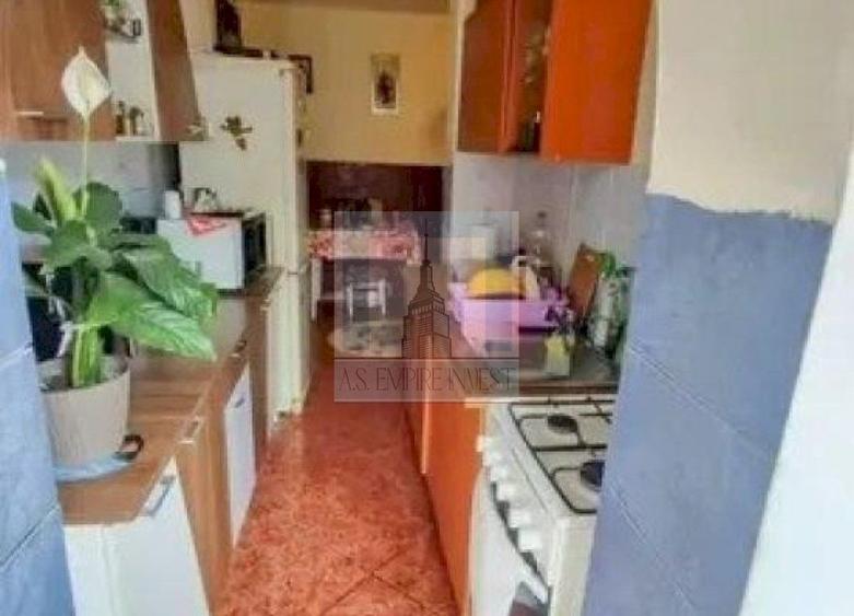 Ap 3 camere decomandat - zona Bartolomeu - 6