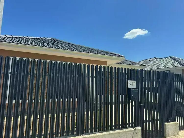 Vila individuala cu facilitati unice! Pizzerie, loc de joaca, gradinta - 5