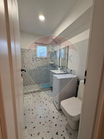 Apartament cu 2 camere de închiriat în zona 1 Mai - 15