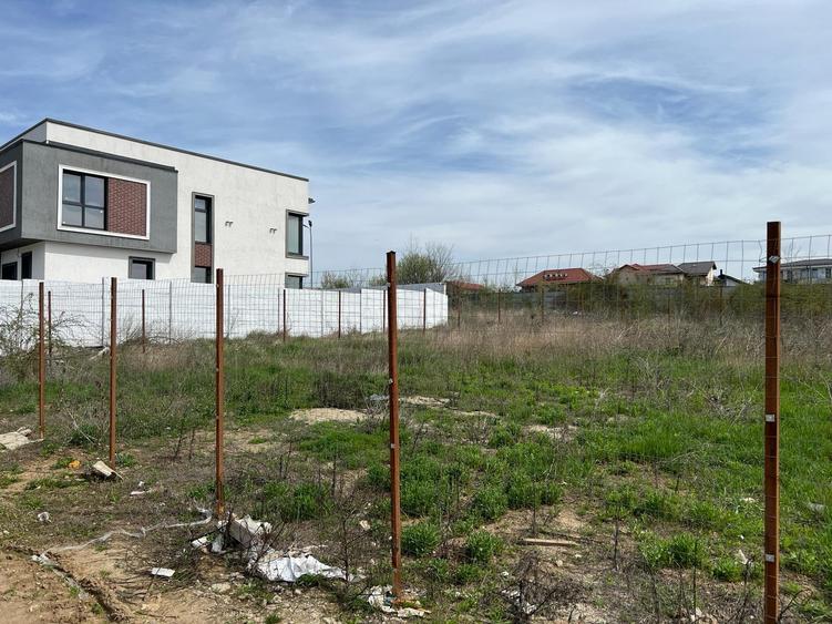 Pantelimon-Lebada -Olimp2 loturi teren  689 mp  si 850 mp +cota de drum - 6