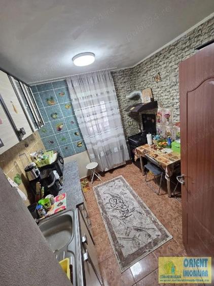 Dacia, decomandat, 2 camere, apartament de vanzare - 2