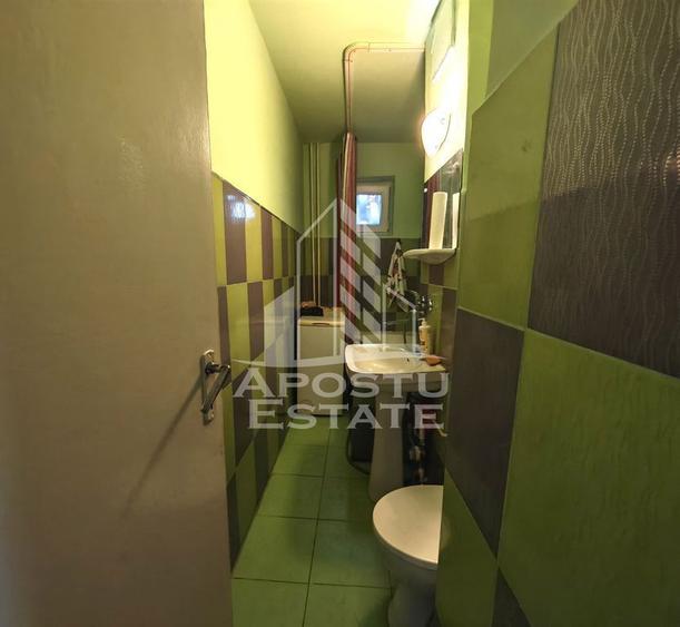 Apartament cu 2 camere la etaj intermediar, etajul 1, zon... - 2