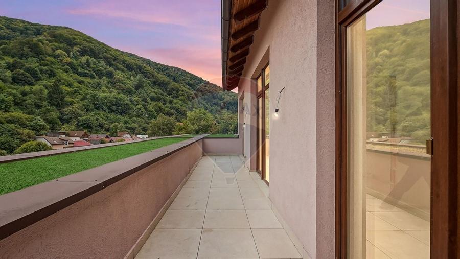 PENTHOUSE UNIC CU 168 MP UTILI SI 189 MP DE TERASE |SCHEII BRASOVULUI - 2