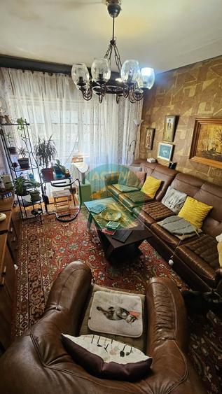 Apartament 3 camere, etaj 1 - 3