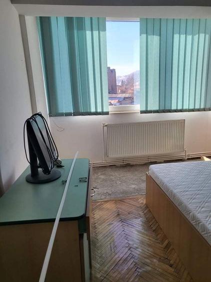 Apartament 3 camere etaj 2 - 4