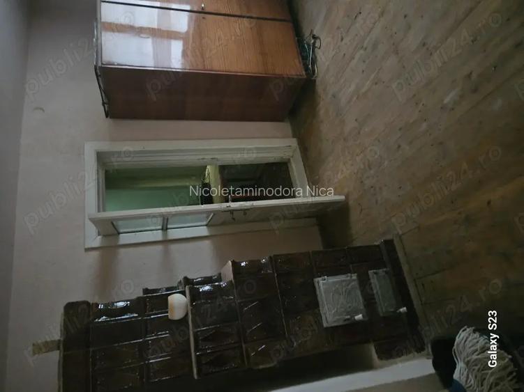 Vand casa in Lanurile com.Ziduri la 13 km de Ramnicu Sarat. Vand casa in Lanurile com.Ziduri la 13 km de Ramnicu Sarat.