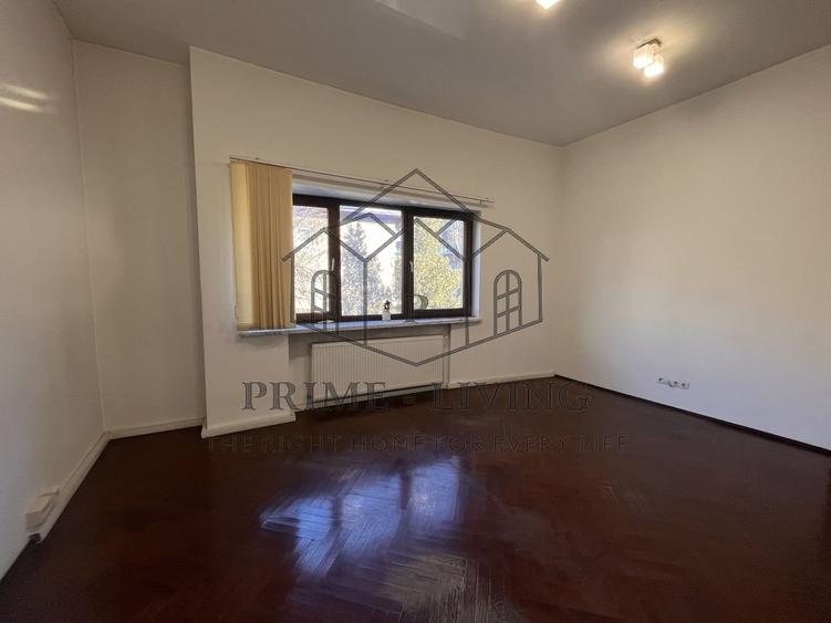 VILA INTERBELICĂ LA INCHIRIERE IN ZONA 1 MAI - 13