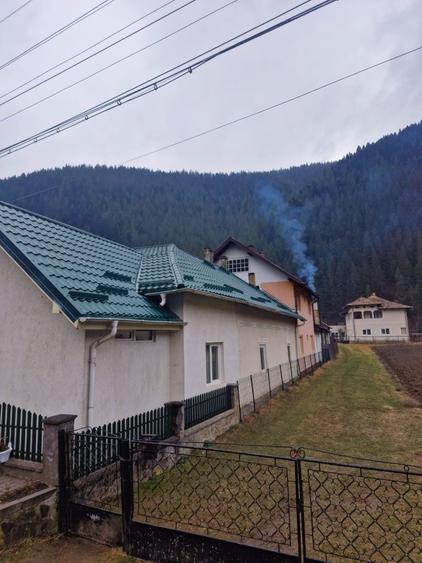 2 case de vanzare Lunca,com Borca - 5