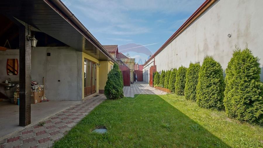 Proprietate ideala pentru investitie cu teren 825 mp str. Aurel Vlaicu - 56