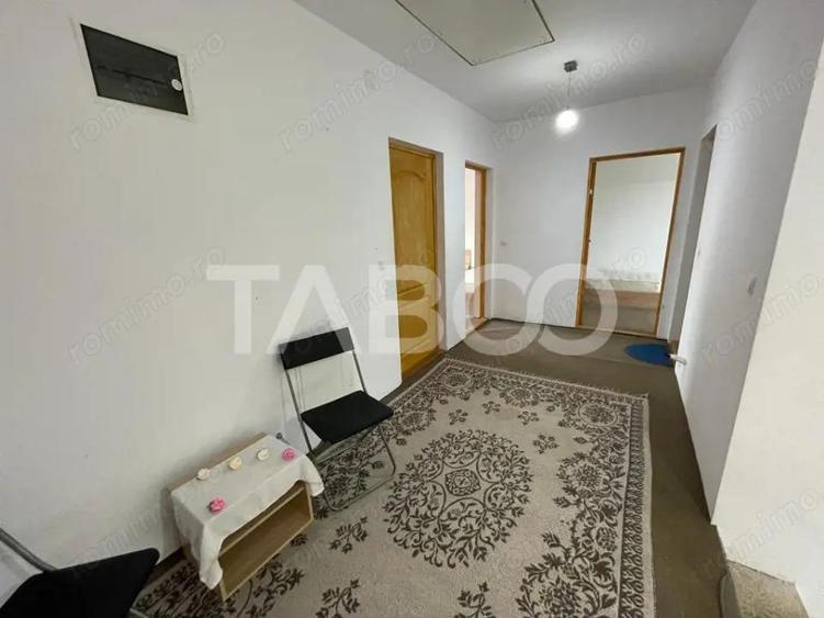 Casa individuala cu 5 camere 130 mpu teren 300 mp Cristian Sibiu - 1