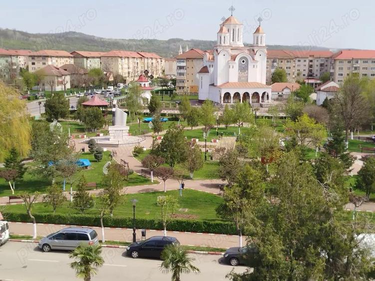 Apartament de vanzare - 1