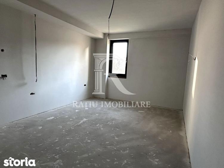 Apartament cu 3 camere | Ultracentral | Oradea - 1