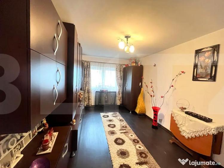 Apartament cu 2 camere, decomandat, complet mobilat si utila - 3