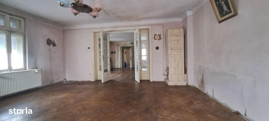 Casă cu 3 camere cu Teren 200 Mp în Bucureștii Noi