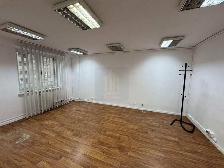 Spatiu de birouri de vanzare in zona *Natiunile Unite* - 7