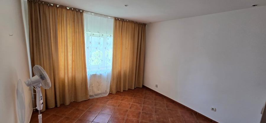 2 camere de vanzare , etaj superior, central  Focsani - 3