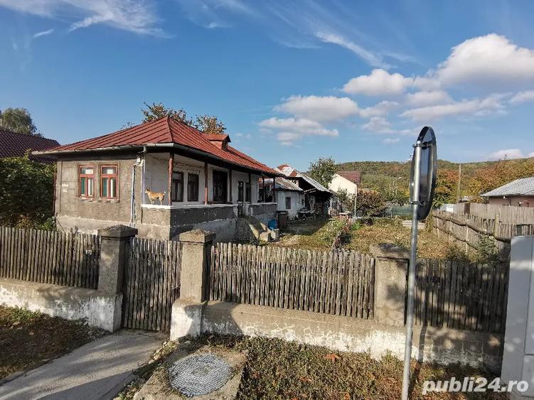 Teren cu casa - 1